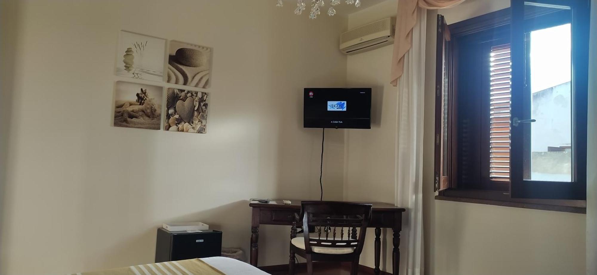 B&B Golfo Asinara Suite & Relax Сорсо Екстериор снимка